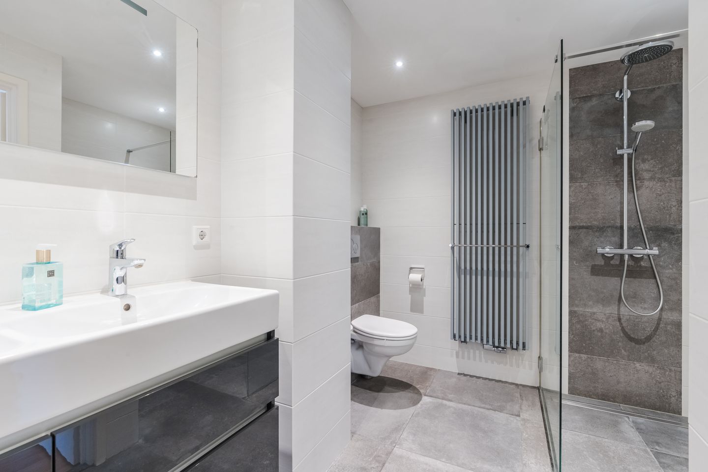 Foto 5 van Bugelstraat 2