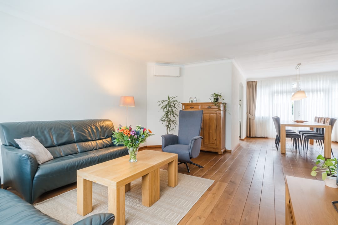 Foto 2 van Bugelstraat 2