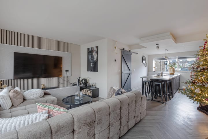 Photo 10 of Karveel 34 22