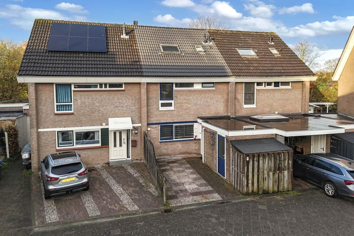 Photo 37 of Karveel 34 22