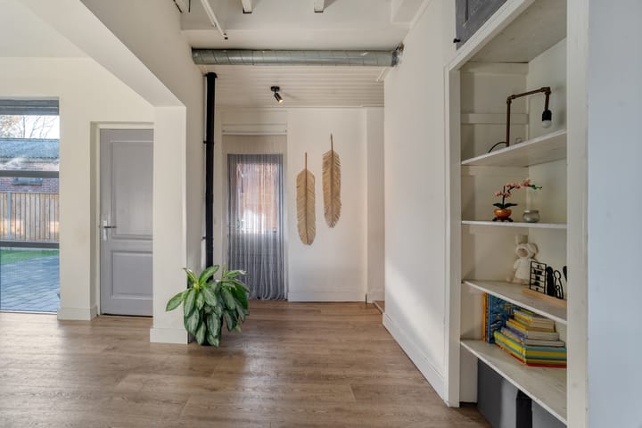 Foto 22 van Van Haeringenstraat 89