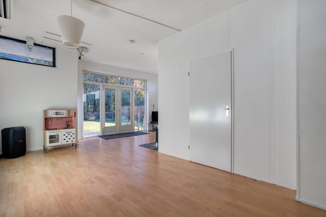 Foto 38 van Van Haeringenstraat 89