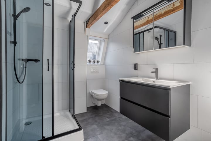 Foto 47 van Van Haeringenstraat 89