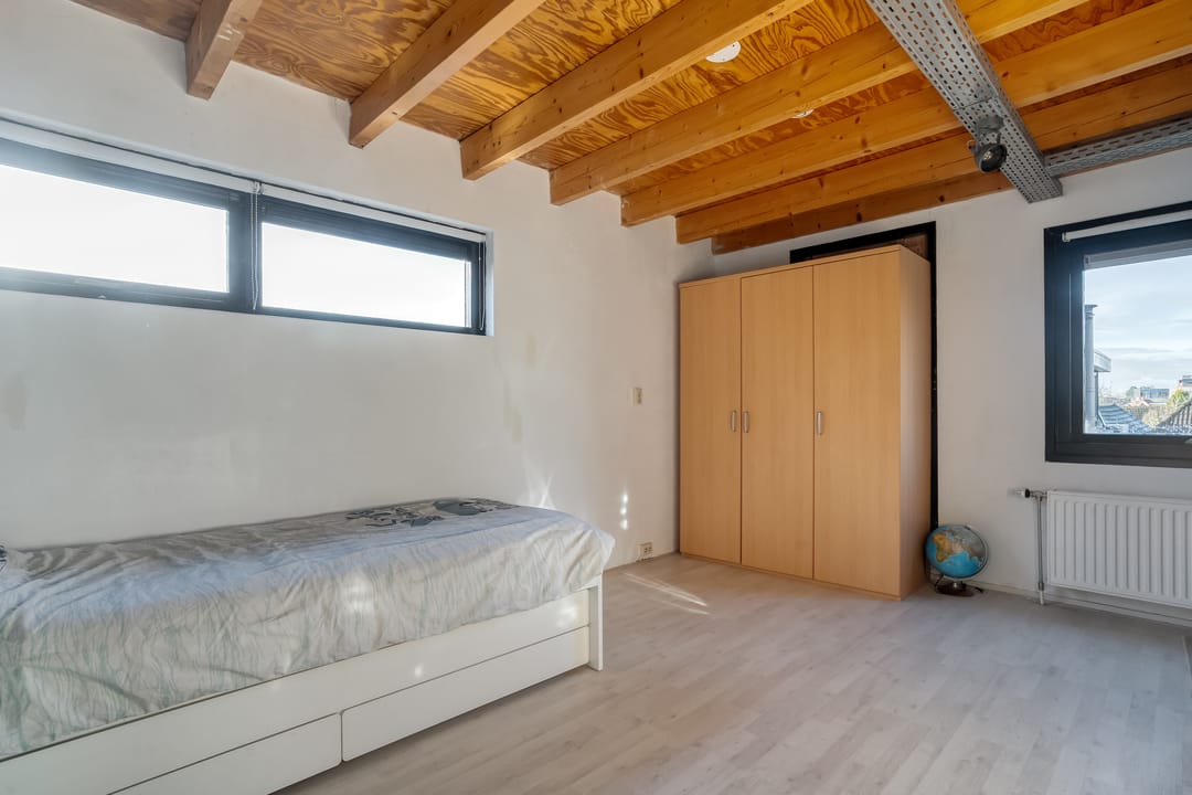 Foto 53 van Van Haeringenstraat 89