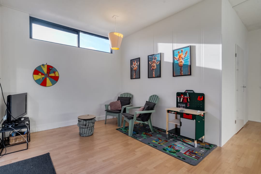 Foto 41 van Van Haeringenstraat 89