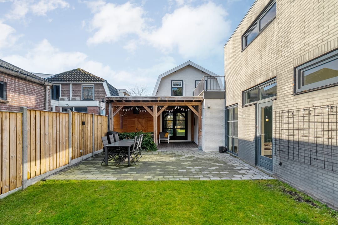 Foto 68 van Van Haeringenstraat 89