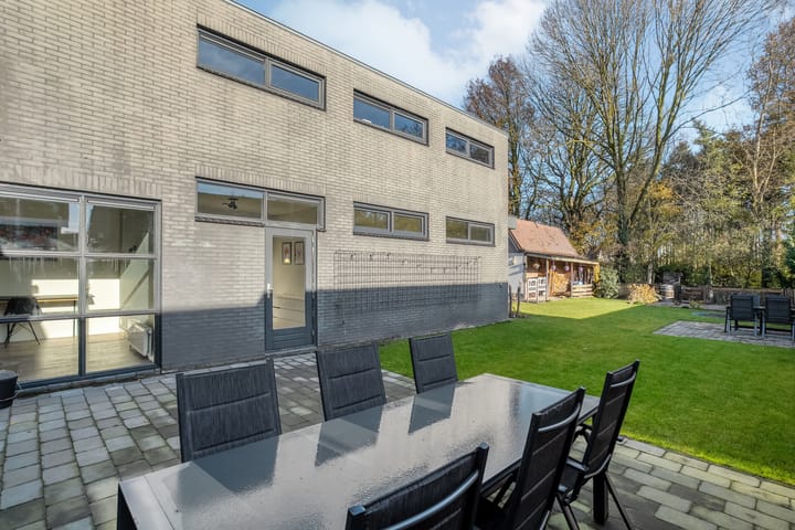 Foto 71 van Van Haeringenstraat 89