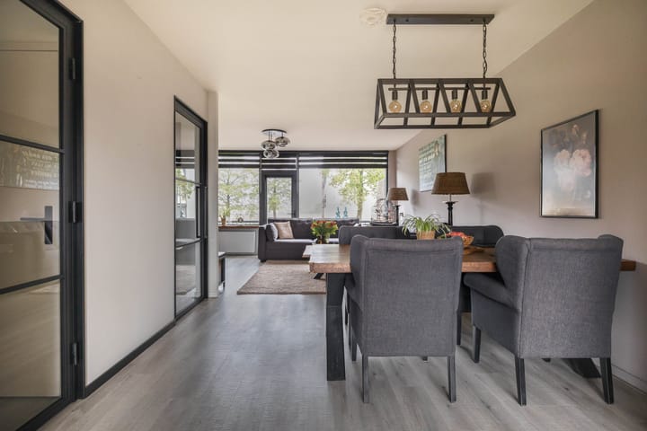 Foto 11 van Anna-Hoevestraat 41