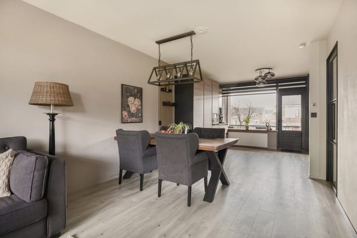 Foto 15 van Anna-Hoevestraat 41