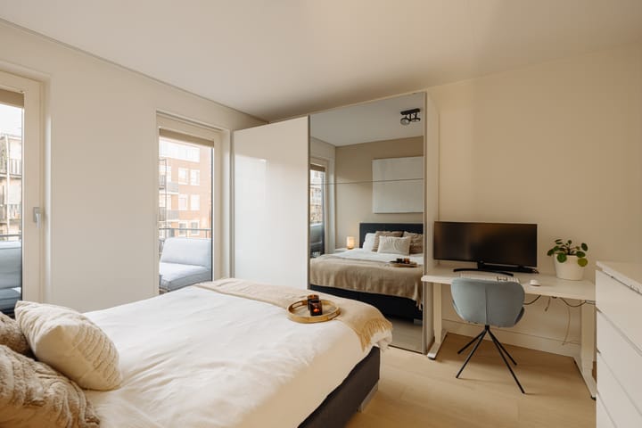 Photo 13 of Eerste Jan Steenstraat 54-C