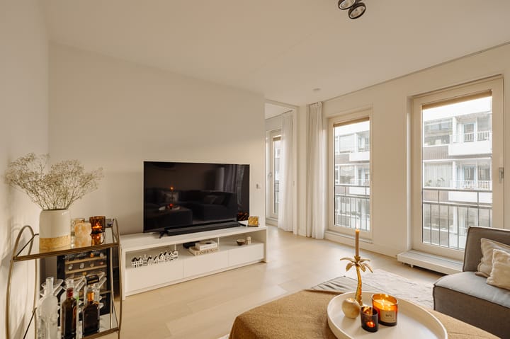 Photo 4 of Eerste Jan Steenstraat 54-C