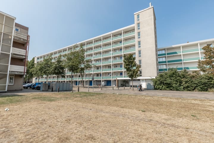 Photo 1 of Sinnigvelderstraat 597