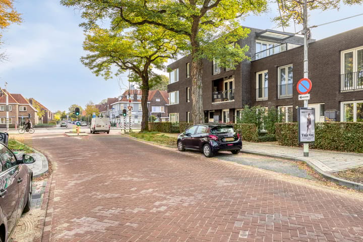 Photo 24 of Pieter Zeemanstraat 1-25