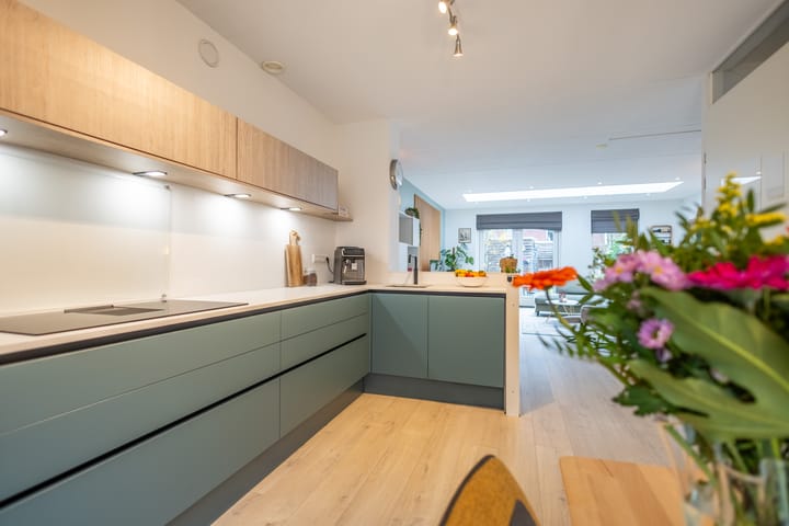 Foto 10 van De Genestetstraat 29