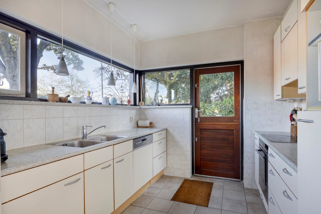 Foto 16 van Den Tollstraat 38