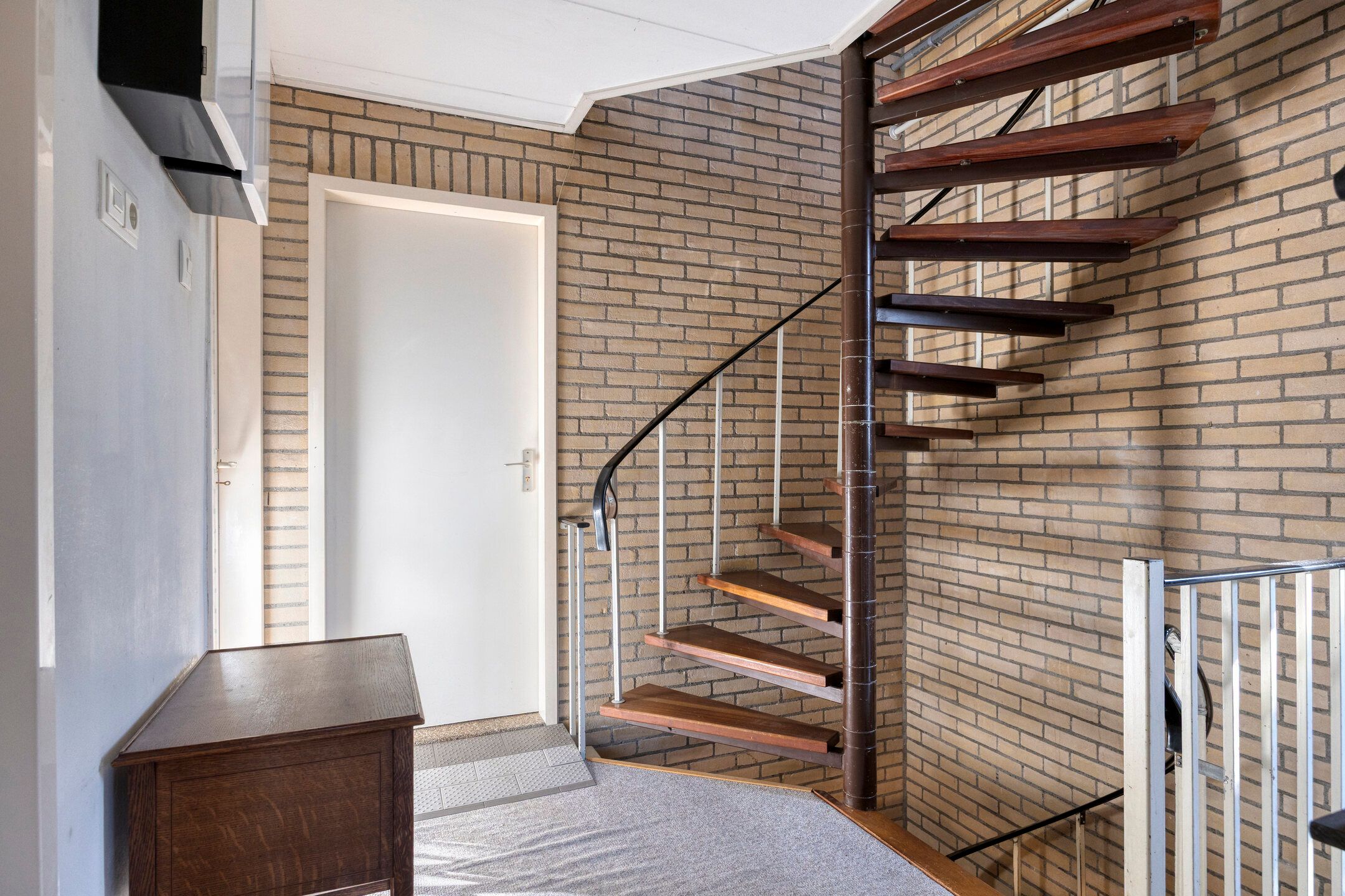 Foto 18 van Den Tollstraat 38