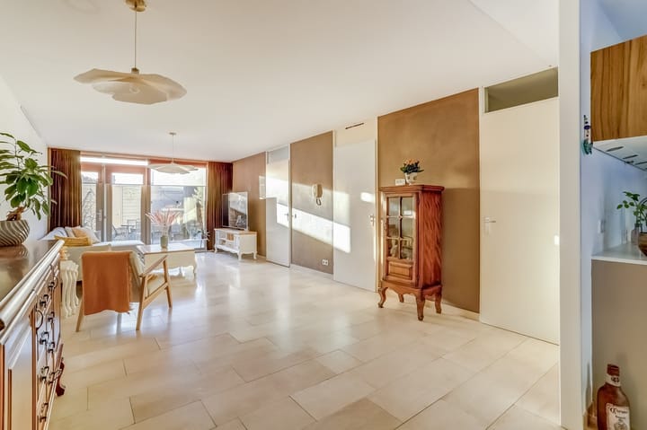 Photo 2 of Molièrelaan 98