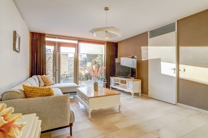 Photo 9 of Molièrelaan 98