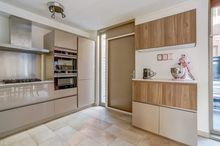 Photo 19 of Molièrelaan 98