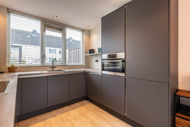 Foto 15 van Meermanstraat 49