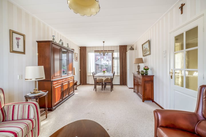 Foto 4 van Trompstraat 26