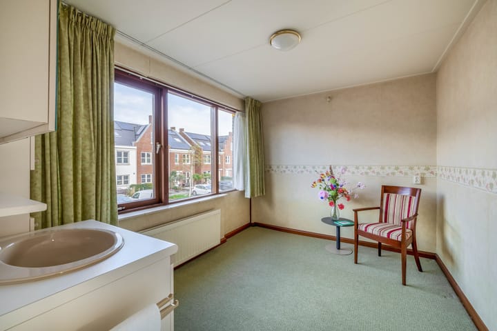 Foto 14 van Trompstraat 26