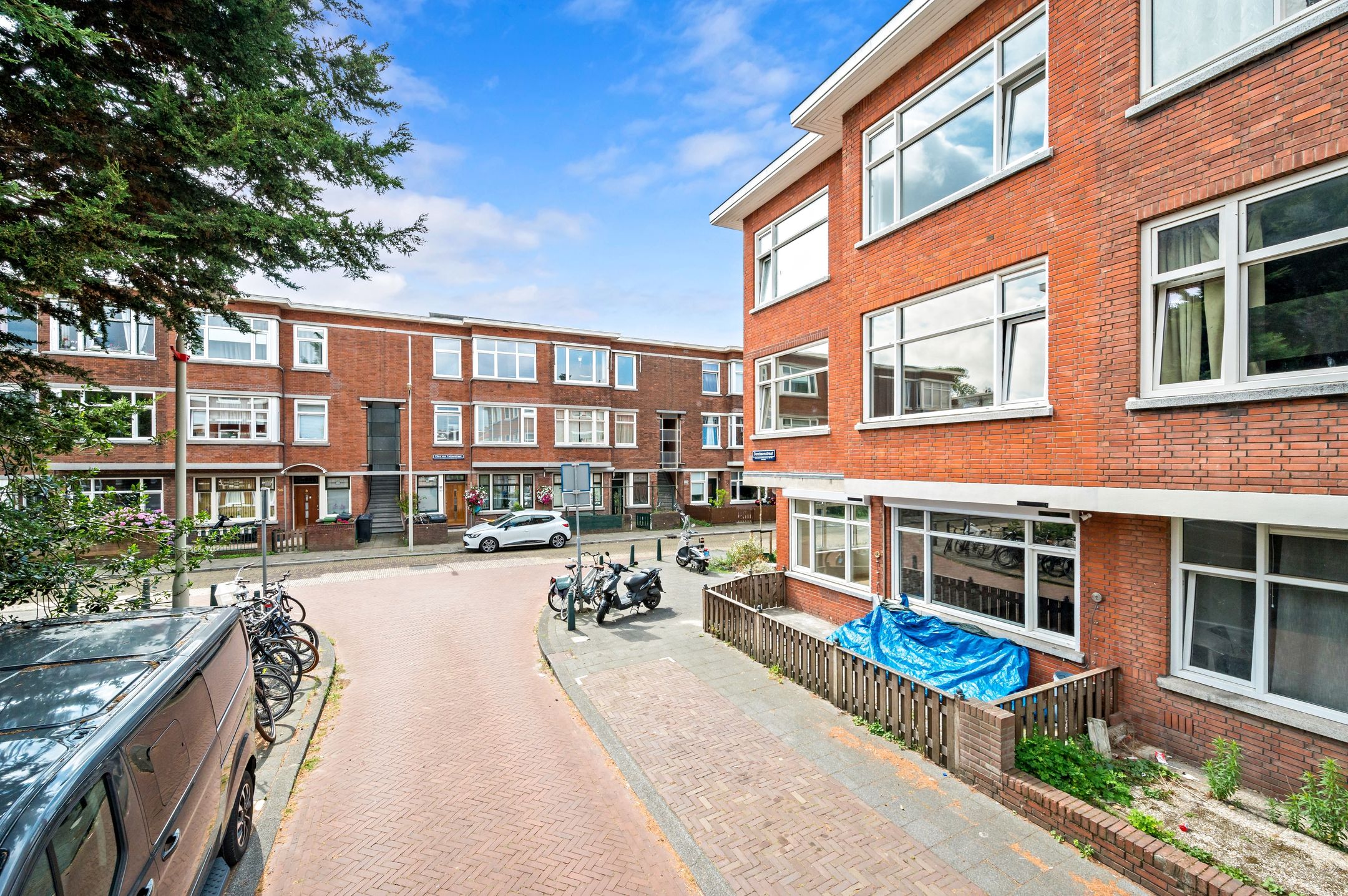 Foto 27 van Elise van Calcarstraat 49