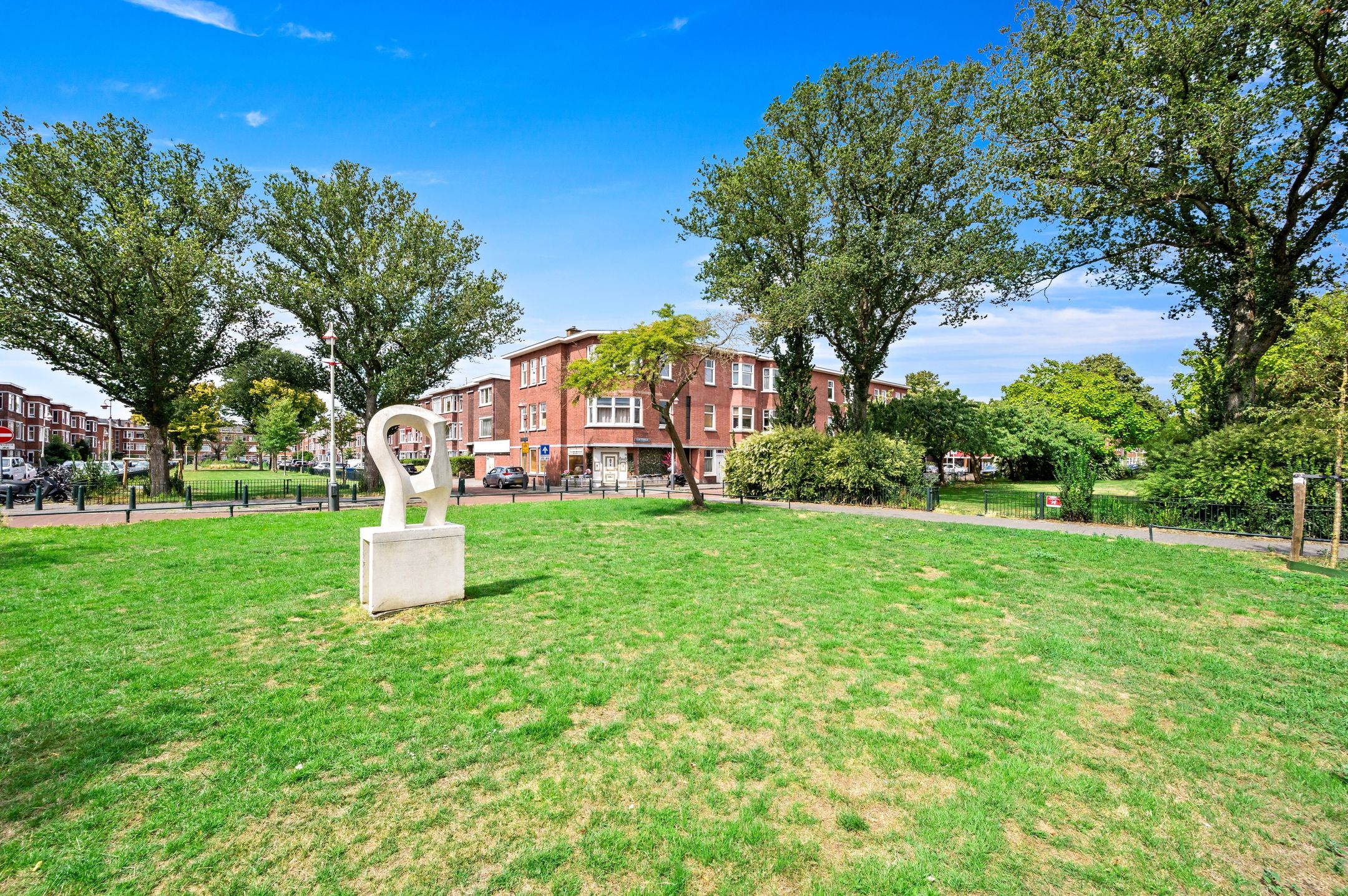 Foto 30 van Elise van Calcarstraat 49