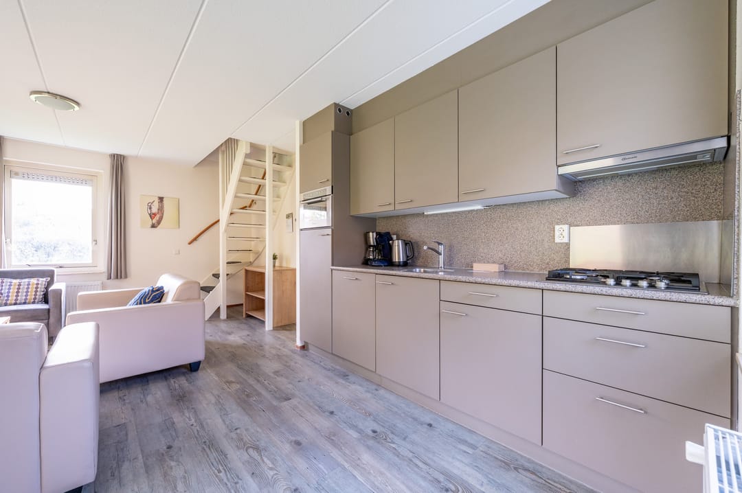 Foto 7 van Zwembadweg 1-028