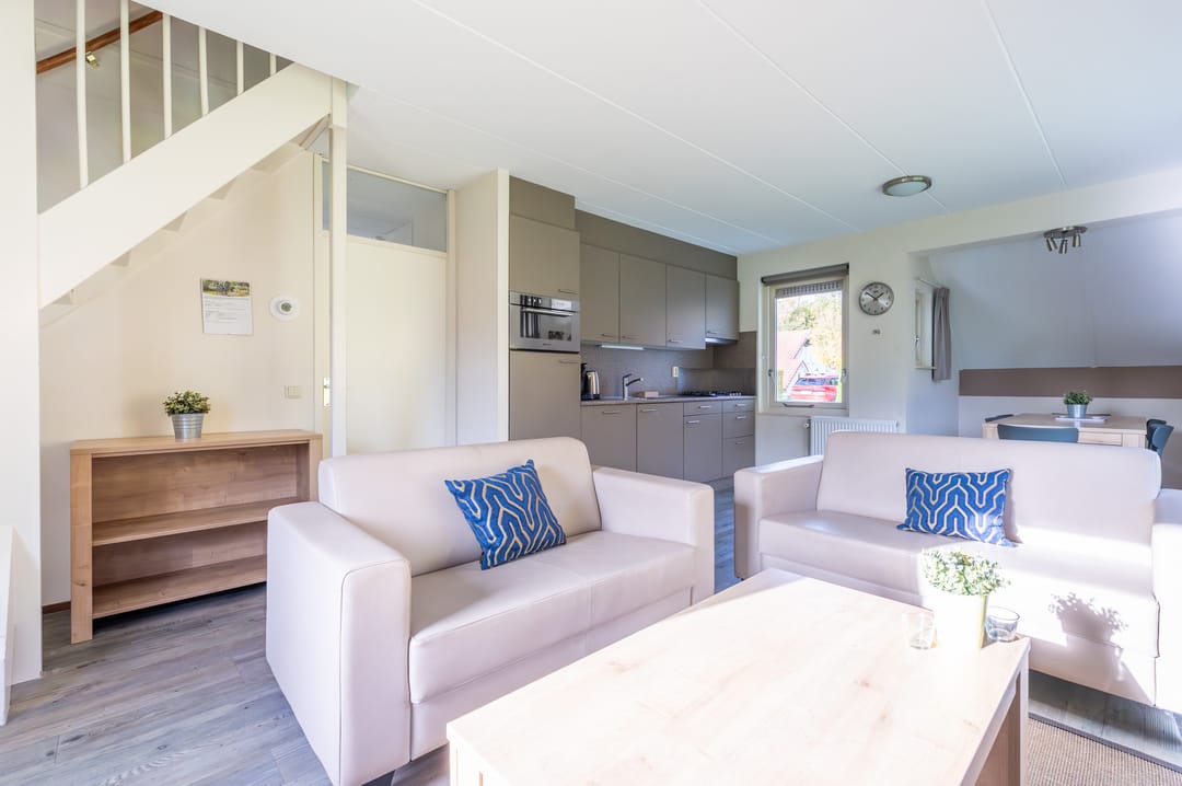 Foto 11 van Zwembadweg 1-028