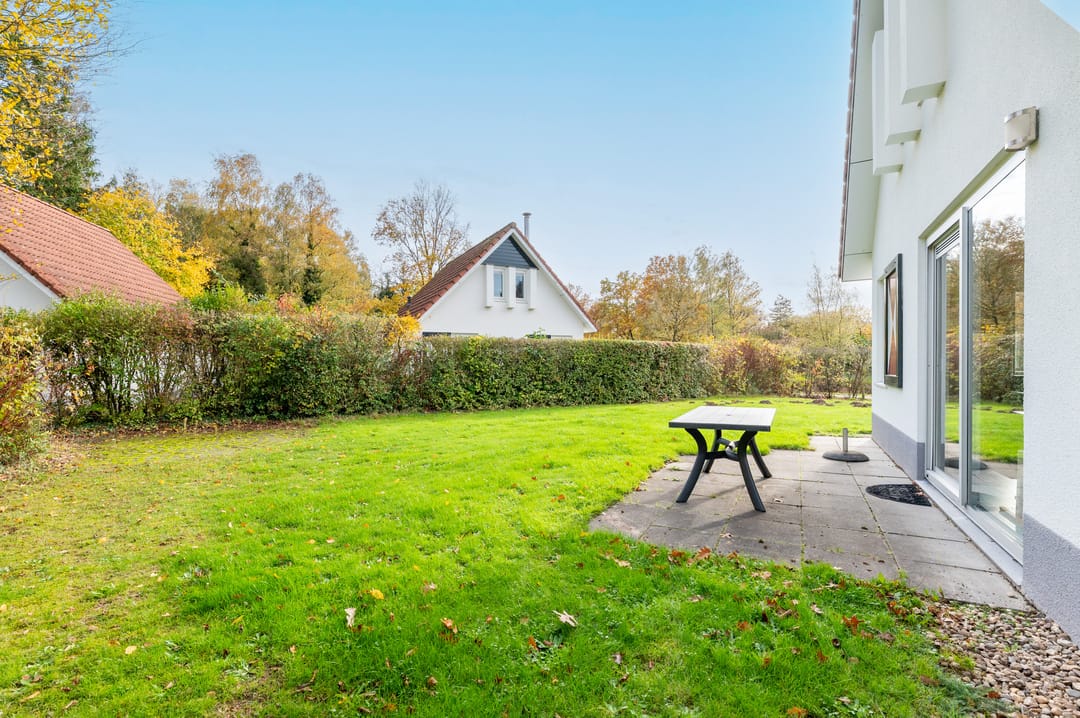 Foto 23 van Zwembadweg 1-028