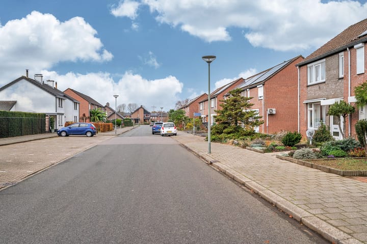 Photo 66 of Cypresstraat 62