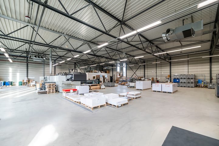 Minervum 7250, Breda