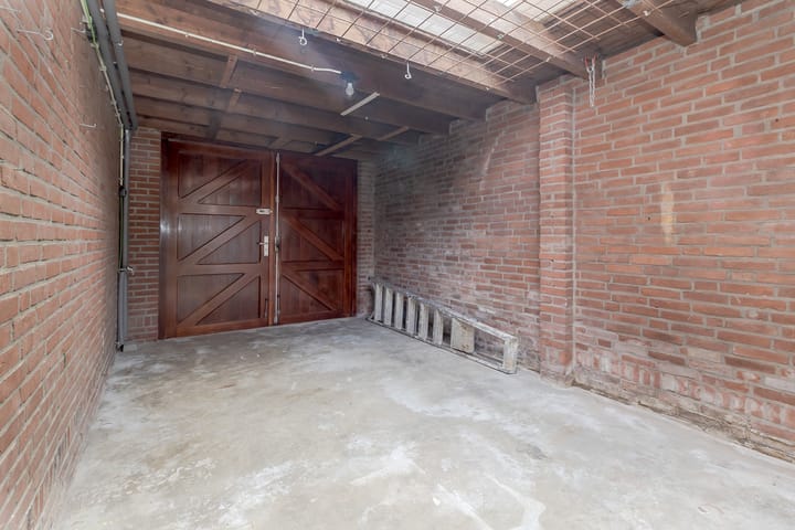 Foto 21 van President Kennedystraat 35