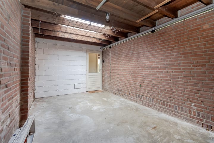 Foto 22 van President Kennedystraat 35