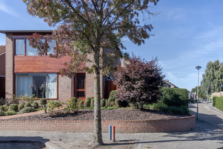 Foto 44 van President Kennedystraat 35