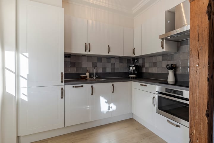 Photo 9 of Van Ruysdaelstraat 2