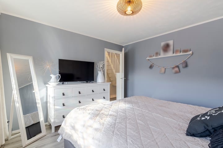 Photo 19 of Van Ruysdaelstraat 2