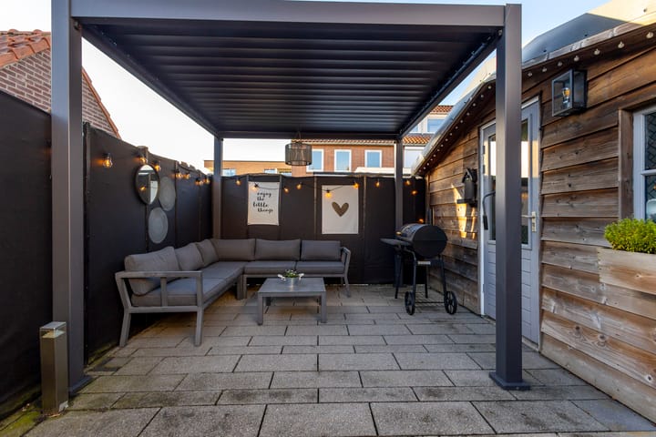 Photo 28 of Van Ruysdaelstraat 2