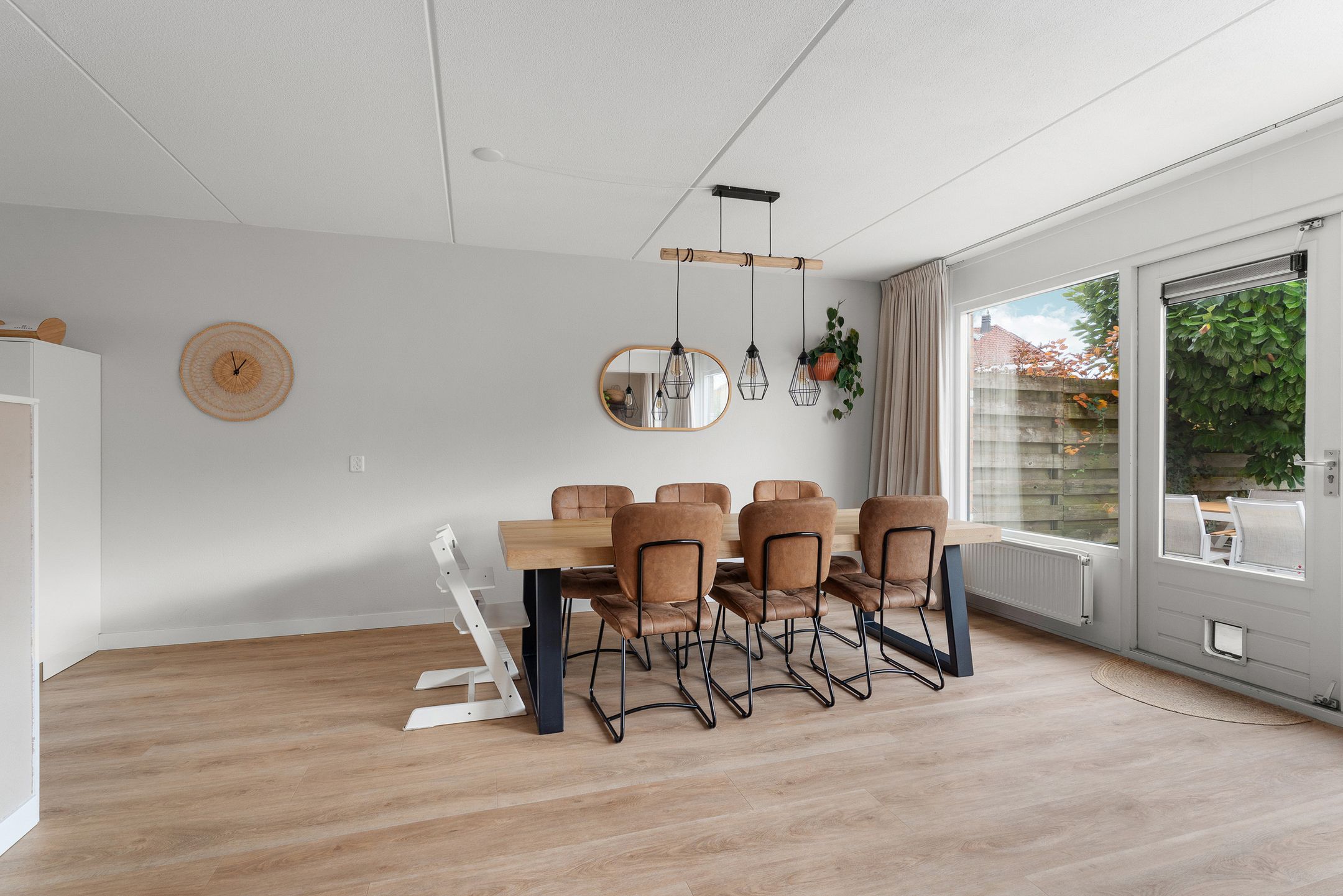 Photo 9 of Albert Schweitzerstraat 9
