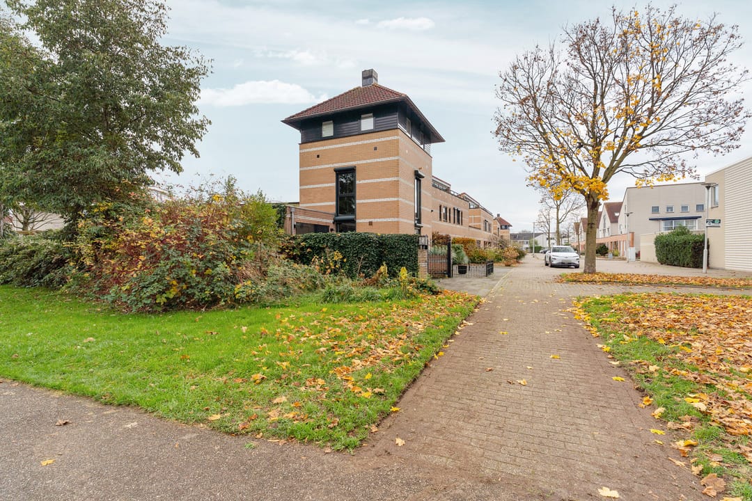Photo 43 of Albert Schweitzerstraat 9