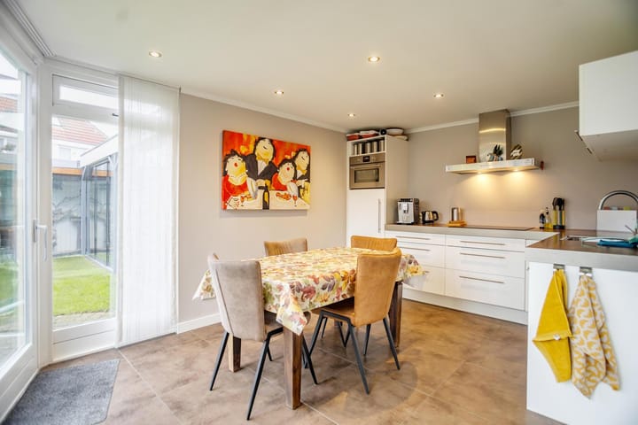 Foto 12 van Burgemeester Poortstraat 30