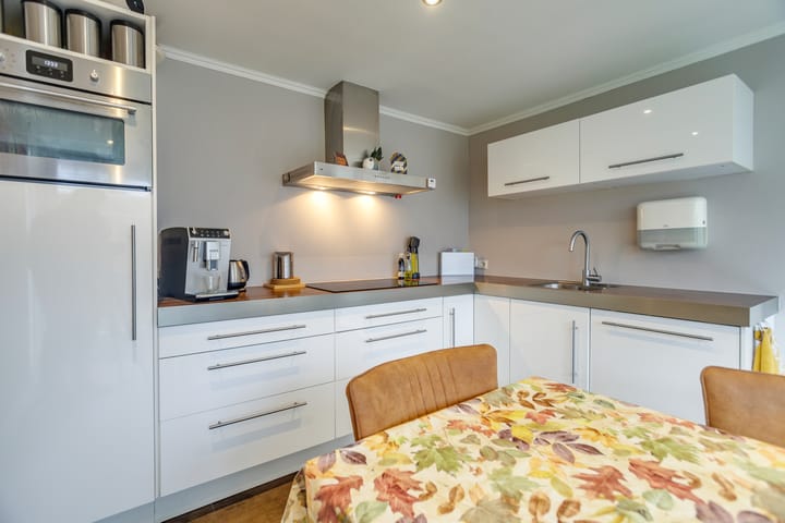 Foto 15 van Burgemeester Poortstraat 30