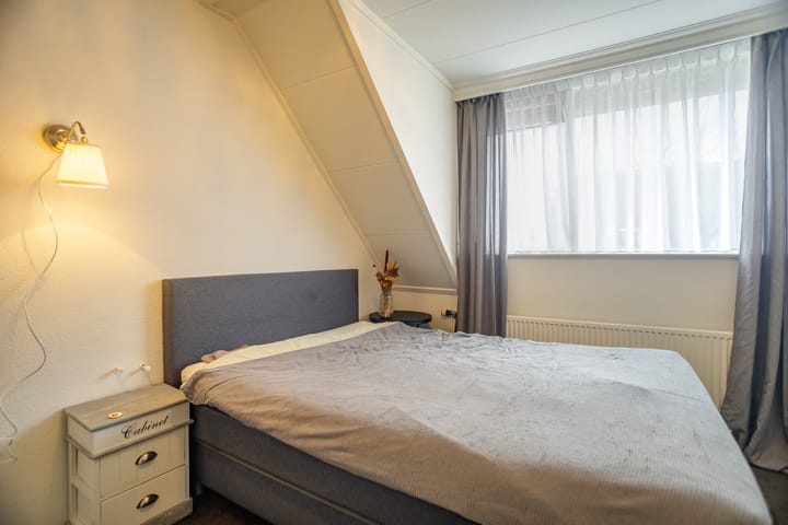 Foto 31 van Burgemeester Poortstraat 30