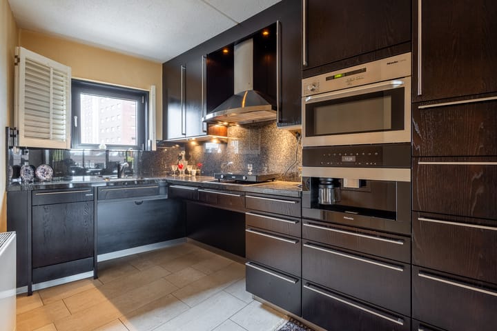 Photo 3 of Oldenzaalsestraat 2-9