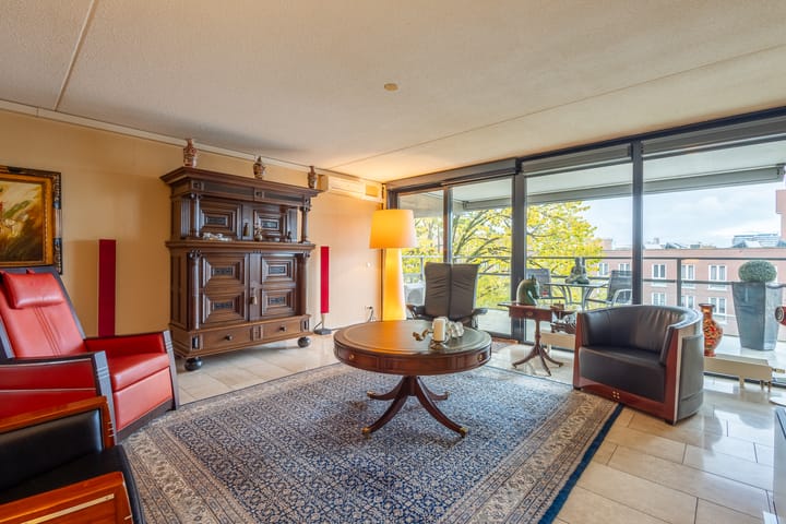 Foto 10 van Oldenzaalsestraat 2-9