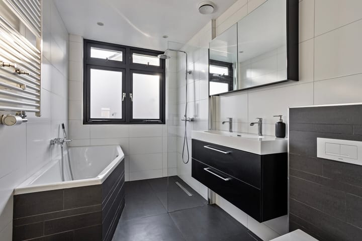 Foto 24 van Ternatestraat 10