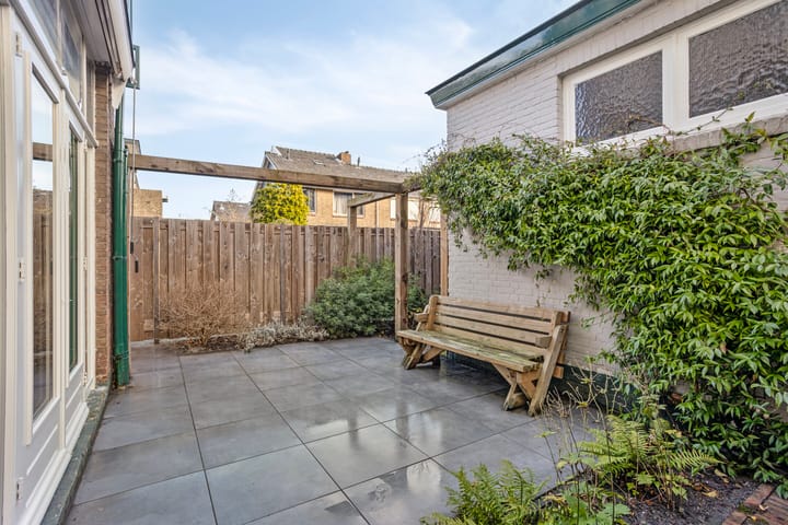 Foto 34 van Ternatestraat 10