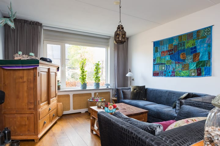 Photo 2 of Koningin Julianalaan 17