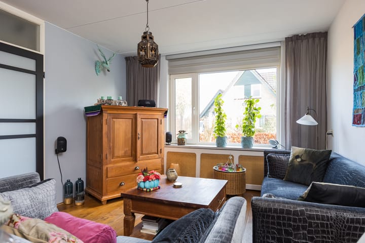 Photo 3 of Koningin Julianalaan 17